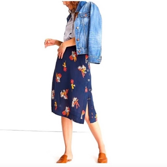 Madewell Dresses & Skirts - Madewell Navy Silk Cactus Flower Coastal Cowgirl Preppy Midi Skirt  NWT